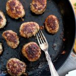Nem og lækker opskrift på verdens bedste frikadeller