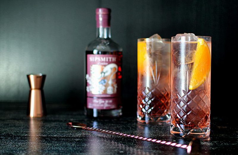 Gin & Tonic Sipsmith Sloe Gin perfekt til sommervejret!