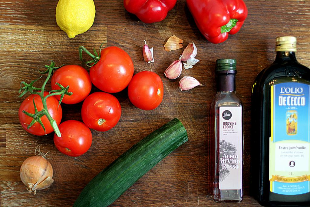 Den perfekte sommerret: Gazpacho - Opskrift på kølig tomatsuppe