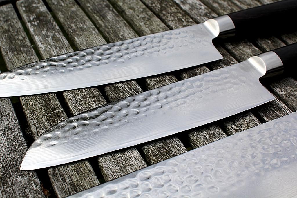 Mad & Monopolet Tester: Qknives