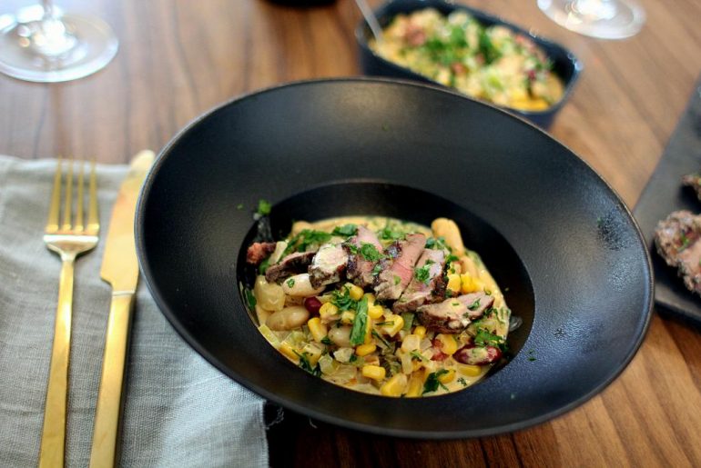 Jagttema: Opskrift efterårsbuk med bønnecassoulet