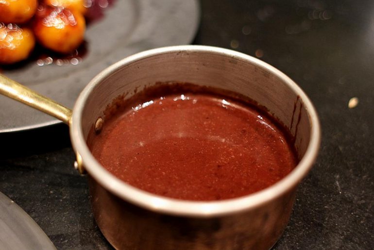 Opskrift på brun sovs - den til Mortens Aften og til jul!