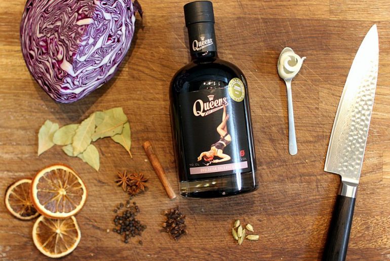 Hjemmelavet rødkål - Deluxe udgaven med Queen of Denmark Likør...