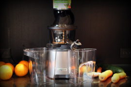 Mad & Monopolet tester: Kenwood JPM800SI Slowjuicer