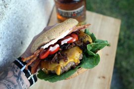 Hjemmelavet burger: Martins halfpound Viking Honour Burger