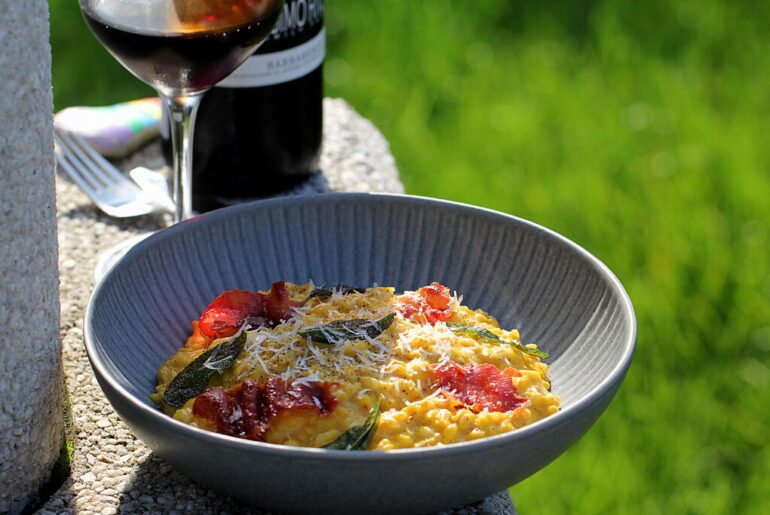 Halloween Tema: Risotto med græskarpuré, salvie og panchetta