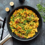 Paella opskrift med krydret pølse og kylling