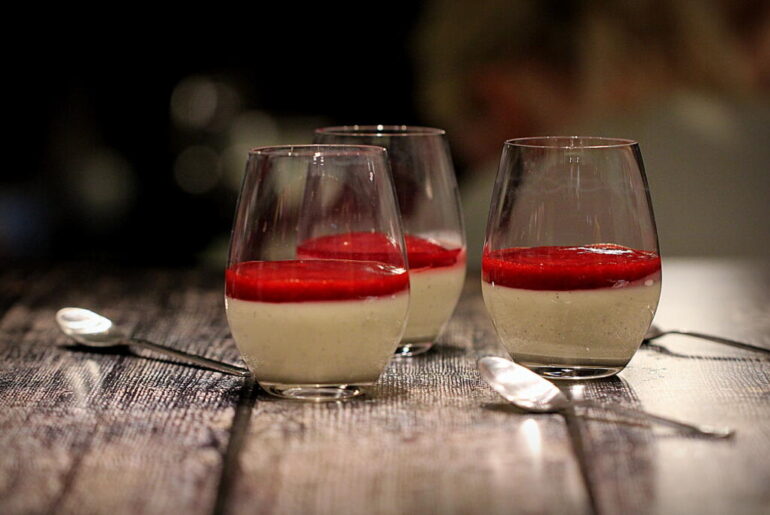 Opskrift på nem og hurtig Panna Cotta