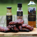 Spareribs marineret i Famous Grouse Smokey Black