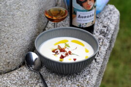 Opskrift Ajo blanco - spansk kold mandelsuppe