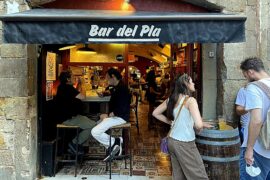 Anmeldelse: Bar Del Pla Barcelona - én af de bedste tapasbarer i Barcelona