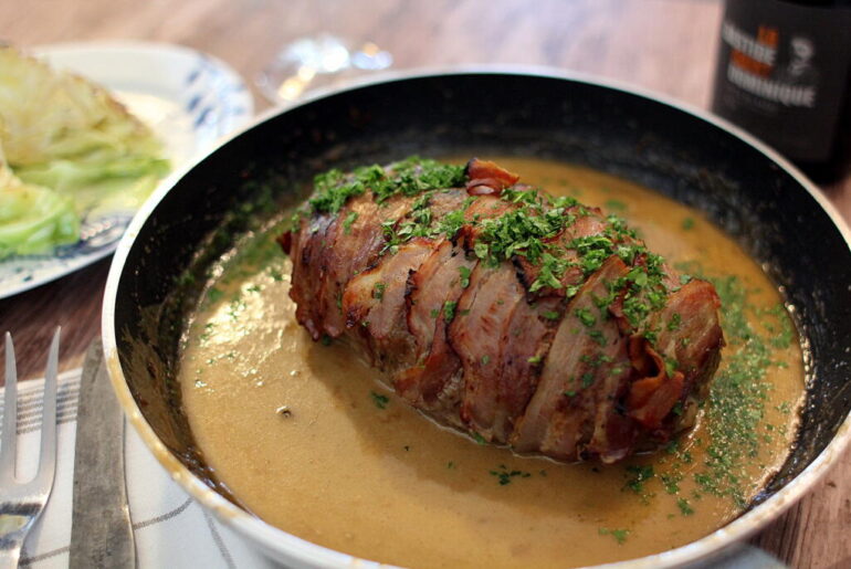 Forloren Hare Deluxe