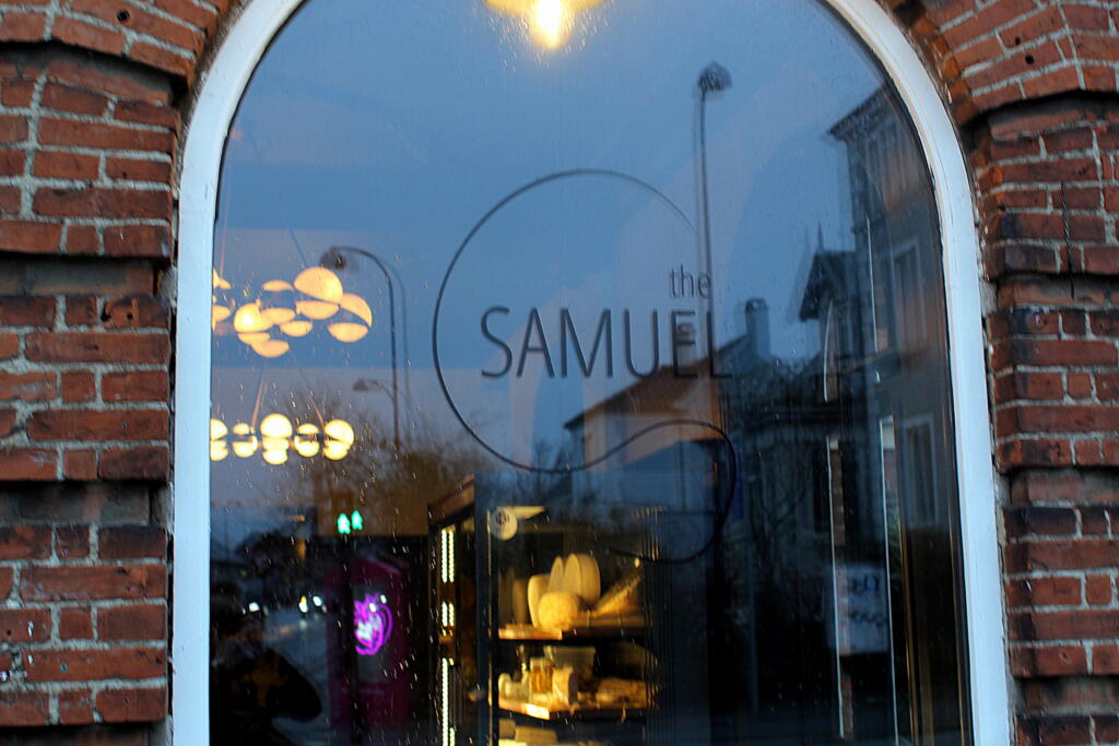 Monopolet smager på: Restaurant The Samuel