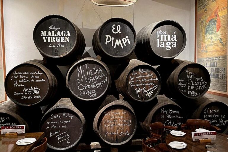 Monopolet smager på: El Pimpi - bedste tapasbar i Malaga