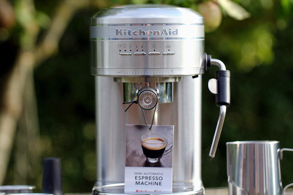 Skinnende billig Byblomst KitchenAid Espressomaskine - test og anmeldelse af Artisan