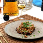 Opskrift på toast med whiskyflamberede kantareller
