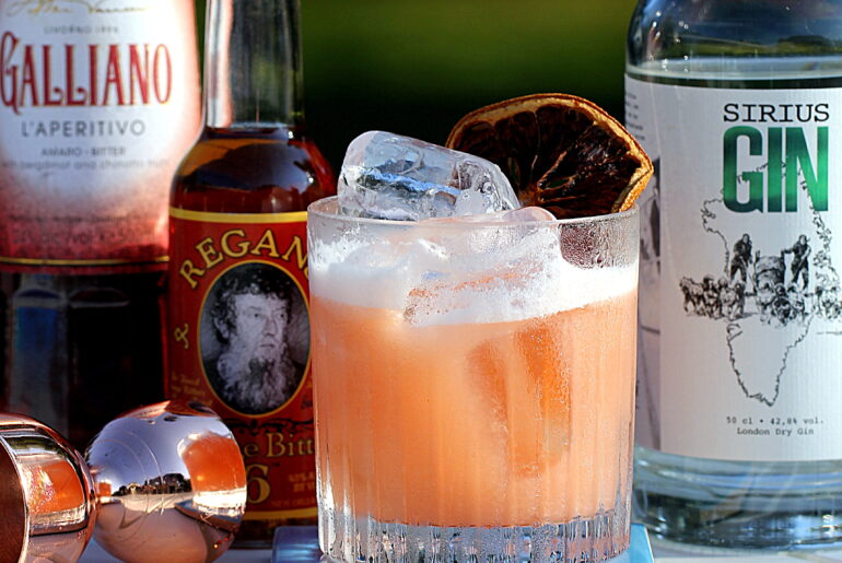 Galliano Grapefruit Sour – en frisk fortolkning af den italienske klassiker