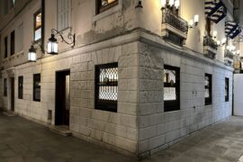 Harry's Bar i Venedig - et besøg værd eller en moderne turistfælde?