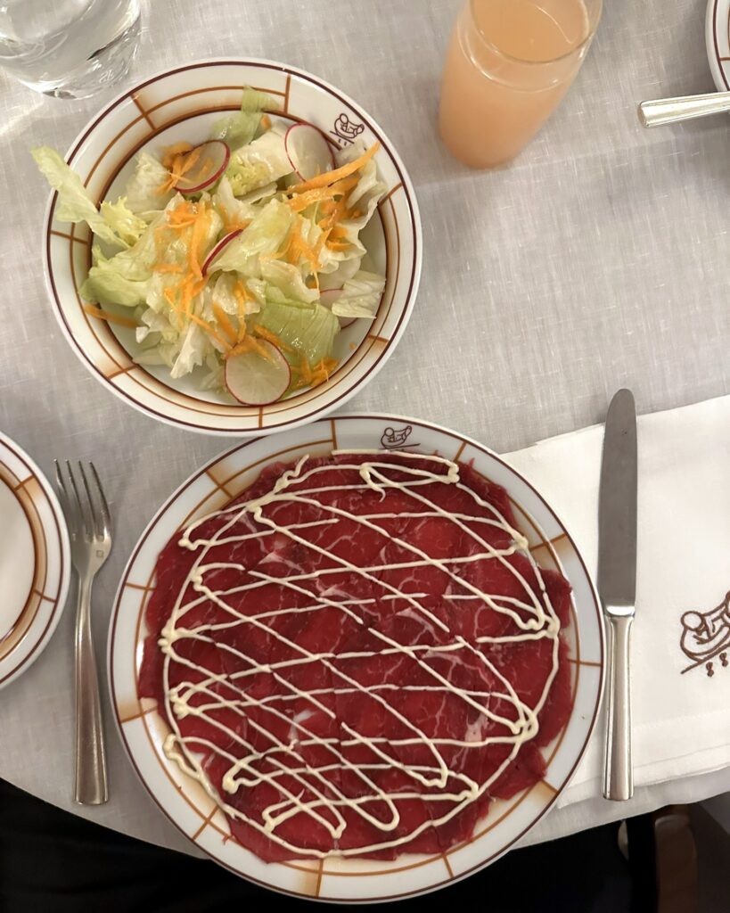 Harry's Bar i Venedig - et besøg værd eller en moderne turistfælde?