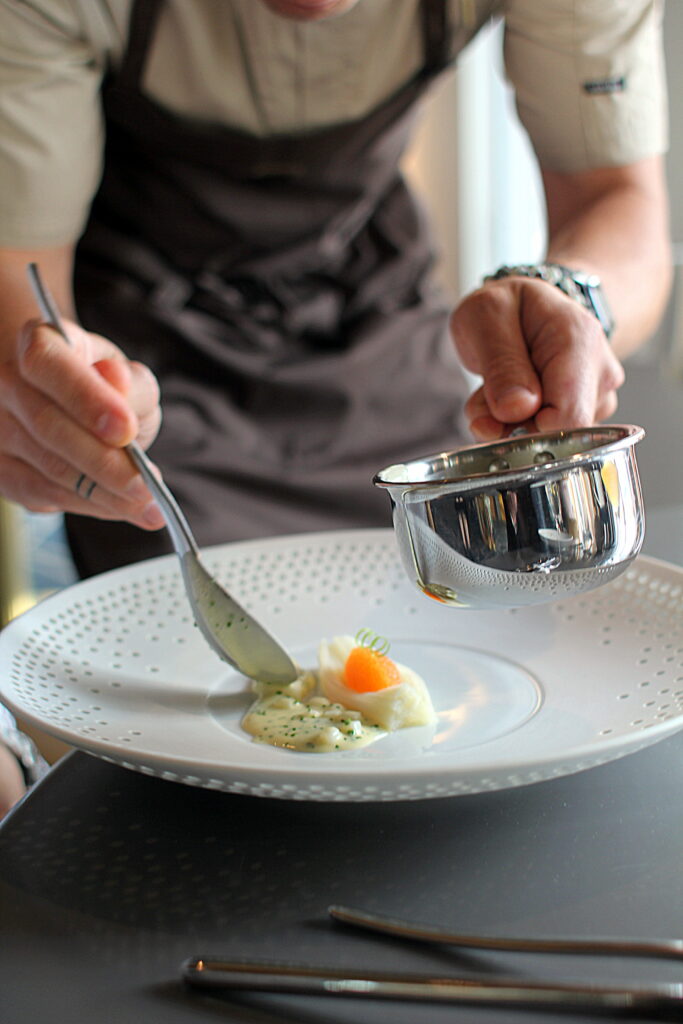 Restaurant Syttende – Sønderjyllands gastronomiske flagskib svæver 17 etager over Sønderborg