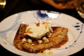 Crêpe Suzette – den franske klassiker med appelsin og whisky